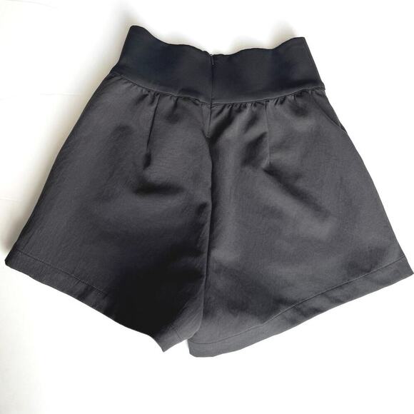 Nike Women's Small Team Tech Pack Woven Lightweight Comfort Short Black - Picture 2 of 7